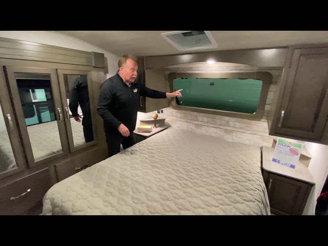 A true 2 bedroom Fifth-Wheel - 2021 Cougar 364BHL