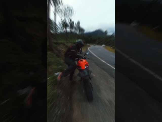 Rate this shot 📸 ktm rc - insta360  #remix #edit