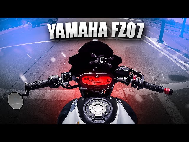 Riding the Yamaha FZ07! [Motovlog 376]