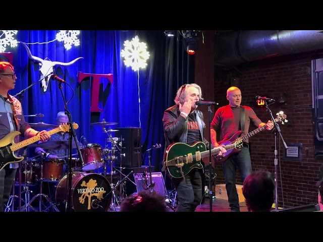 Sunday Bloody Sunday - Vertigo Zoo: Tribute to U2 Live at The Tractor 🚜 Tavern in Seattle 12/28/2024