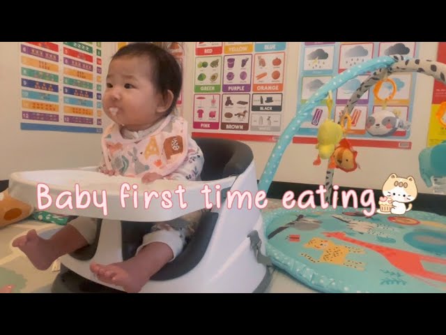 Tiny tastes: Baby tries solid food for the first time (rice purée) baby food’s journey #babyValerie