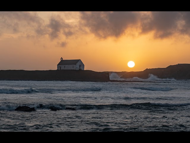 Eglwys Cwyfan a run for the sun