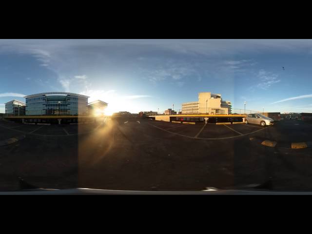 VR - 360 - Scary - Creepy - Deserted Parking Roof - no one there- only seaguls