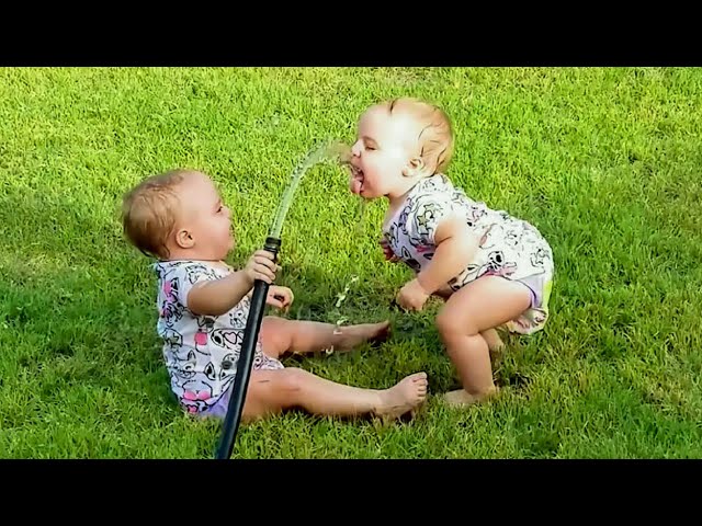 Funny Babies Playing With Water - Cute Baby Videos | BABY BROS