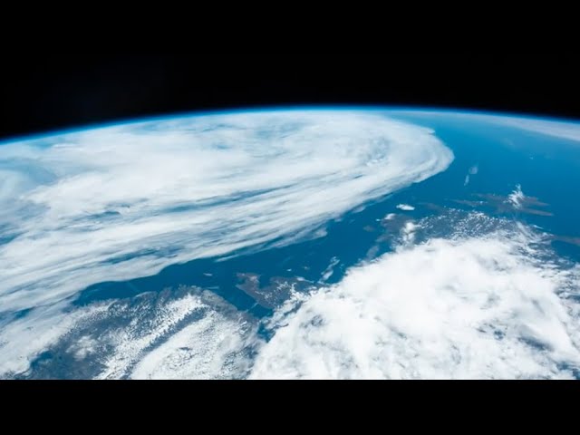 Astronauts Describe Seeing Earth From Space