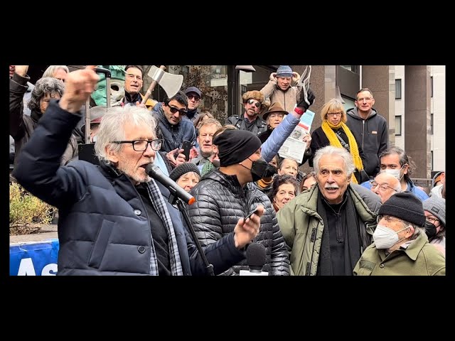 New York Rally for Assange with Roger Waters.