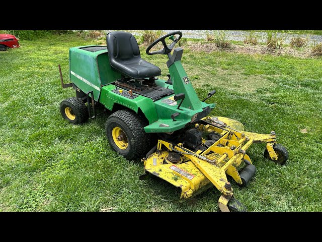 John Deere F725 ￼