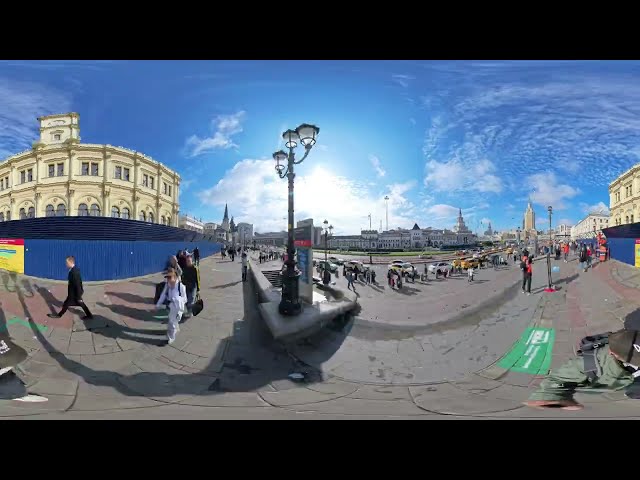 Mind Blowing 360 Tour of Moscow's Most Famous Square!