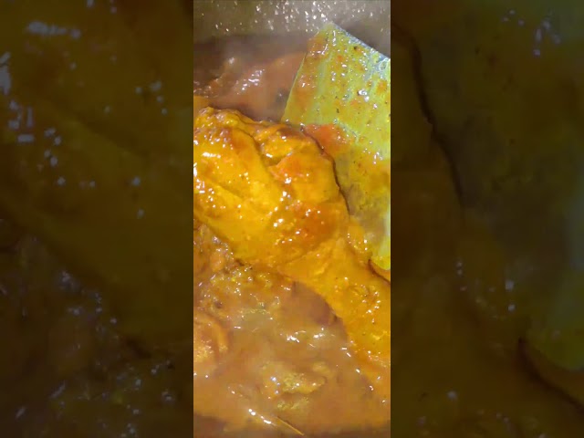 SPICEY CHICKEN MASALA #chicken #mukbang #food #eating #asmr #ytshorts #ytshortsindia #shorts #food