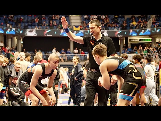 U15 Filip Garczynski (POL) vs Maciej Slowianski (POL) 68kg. Freestyle boys wrestling. B-cam-man