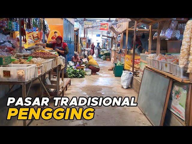 Suasana Pasar Tradisional Pengging, Kab  Boyolali