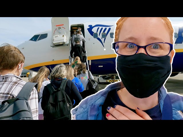 TRAVEL DAY VLOG: Off on HOLIDAY to SPAIN via BRISTOL AIRPORT. Flying with RYANAIR