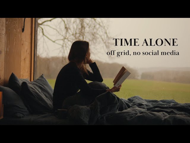 Alone In An Off-Grid Cabin - A Complete Social Media Detox | Rainy slow days in English countryside