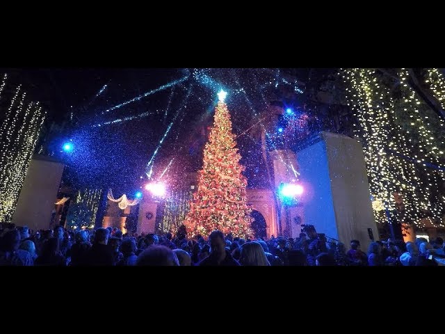 2017 Paramount Studios Christmas Tree Lighting