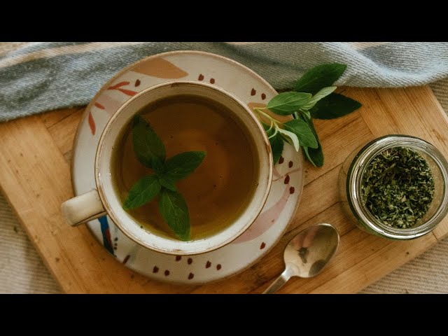 How to make Peppermint Tea from fresh mint leaves