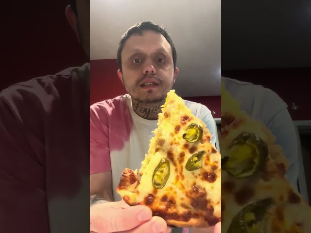 COMPETITIVE EATING ATTEMPT #1 PIZZA SLICE