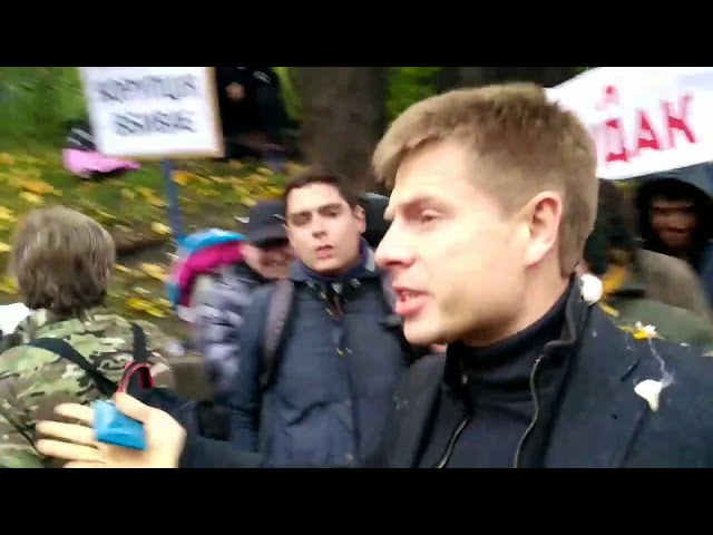 Депутат БПП Гончаренко: "Где полиция? Где полиция?"