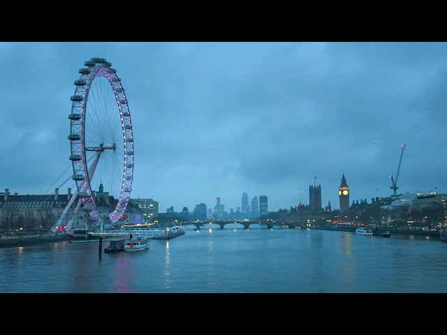 A London Saturday Morning Walk: The City Awakens, Waterloo to Covent Garden in the West End | 4K HDR