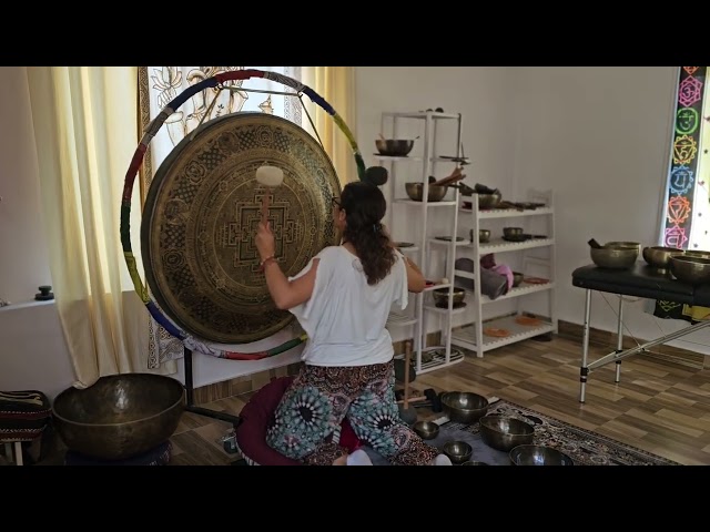 Gong Played by Miranda #gong #gongbathnepal #gongtrainingnepal