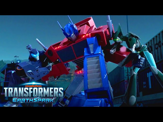 Wake Up Optimus! | Transformers: EarthSpark | Animation | Transformers Official