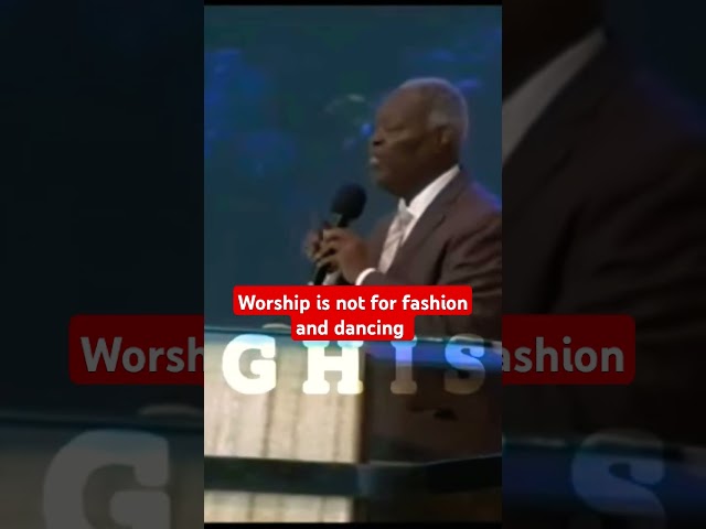 Pastor Kumuyi cautious gospel singers