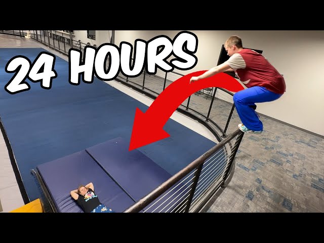 OVERNIGHT IN PARKOUR GYM (SNEAKING IN)