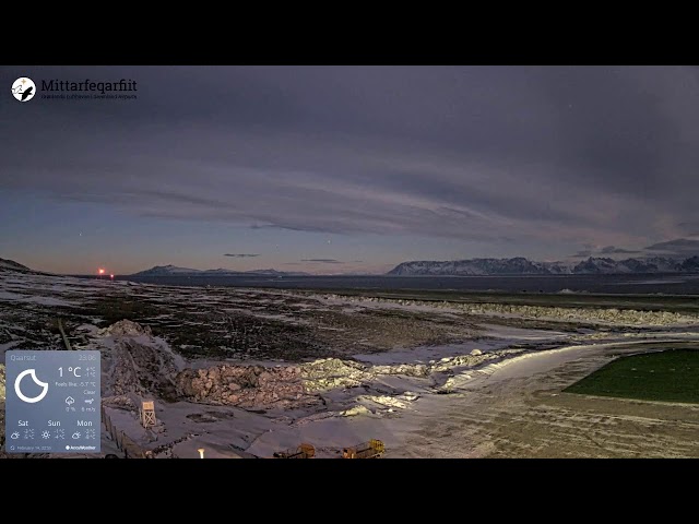 Qaarsut Airport West