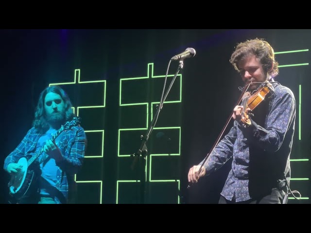 Billy Strings ‘’Nutshell’’ / ‘’Red Rocking Chair’’ 6/16/23 Pine Knob Music Theatre - Clarkston, MI