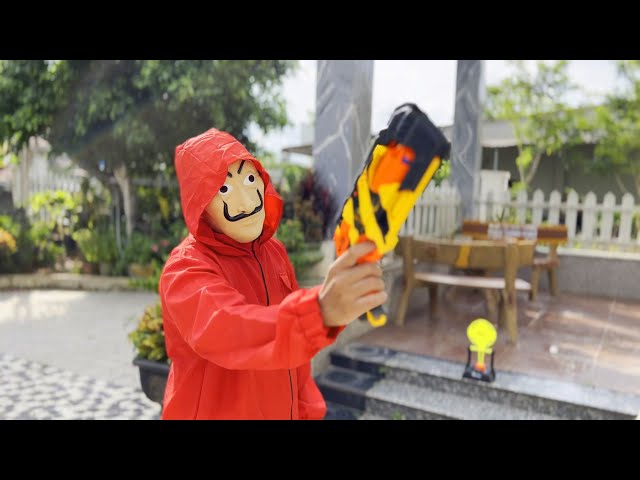 A Lucky Day And Bad Guy | Comedy Funny Video | Ku Nhan NERF