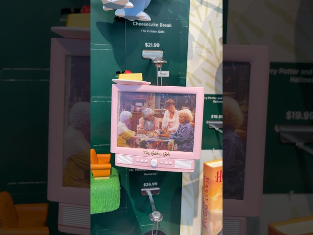 The Golden Girls Cheesecake Break 2024 Hallmark Ornament. #goldengirls #hallmark #ornaments