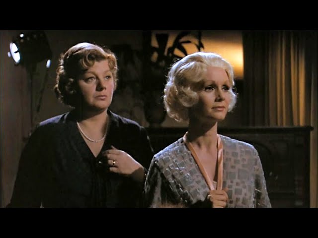 WHAT'S THE MATTER WITH HELEN? (1971) Clip - Debbie Reynolds and Shelley Winters