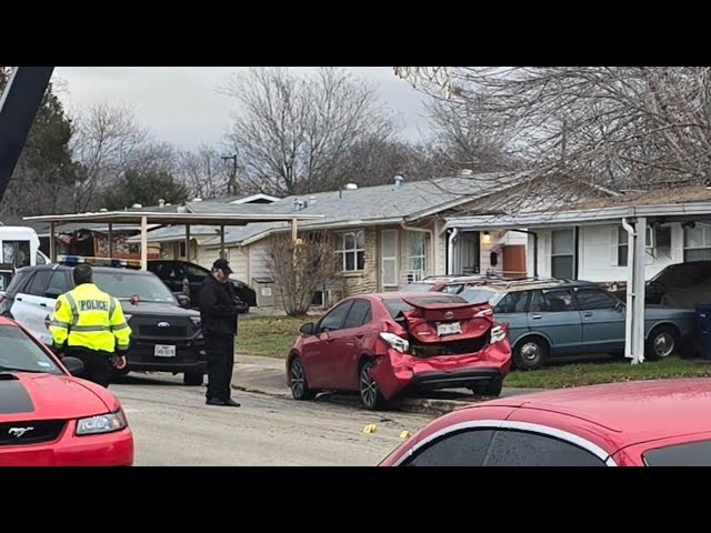 Car owner claims self-defense in shooting after crash escalates, SAPD says