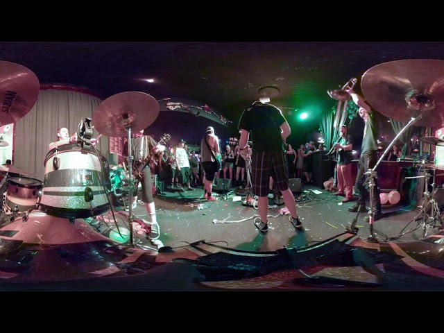 Hip-o-cracy and Sick live at Bombay Rock (in 360!!)