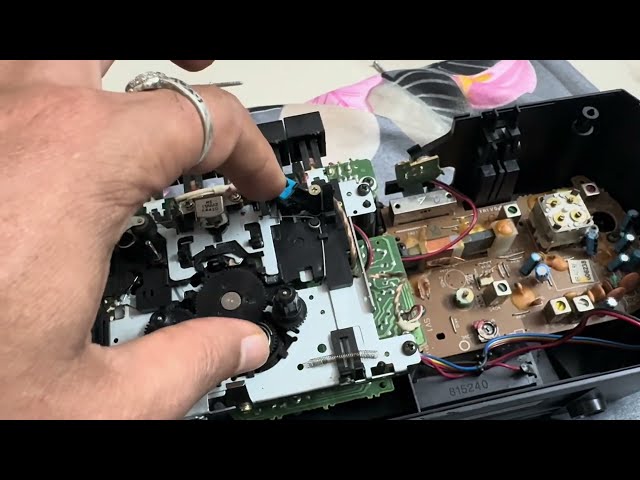 VHS tape mechanism & settings explained