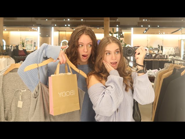 i went christmas shopping with my bestfriend... (CHAOTIC)