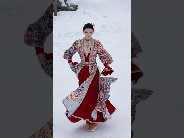 Winter dress Slay Girl james bond girl Dance Party Look red dress winter furcoat #giftforgirlfriend