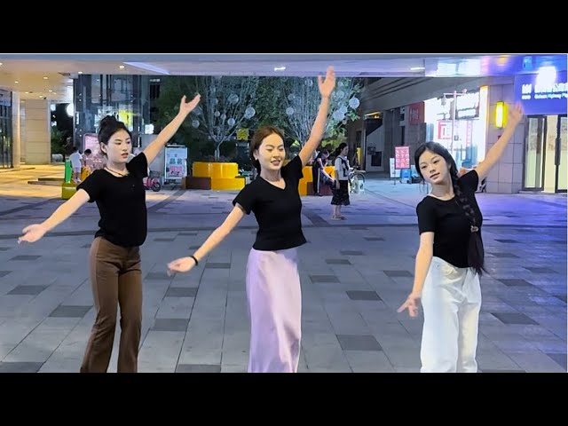 Tibetan beauties, Tibetan dance " Yangjin lam's body language "