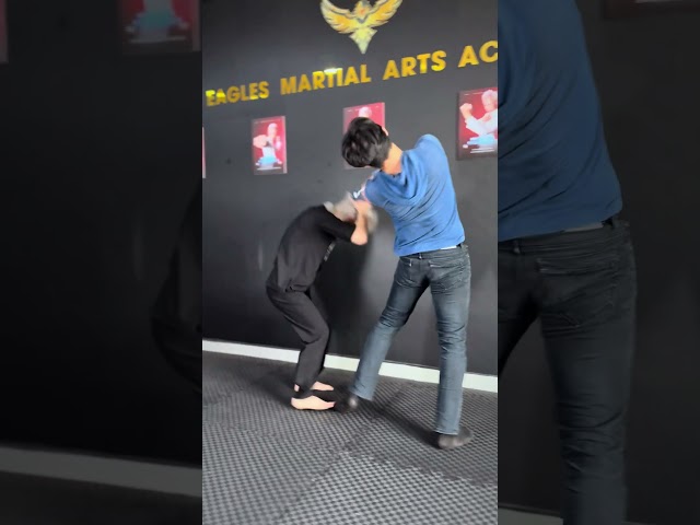 Self defense method [I AM BEN] #beneagle #kungfu #martialarts #action #comedy #funny #viral