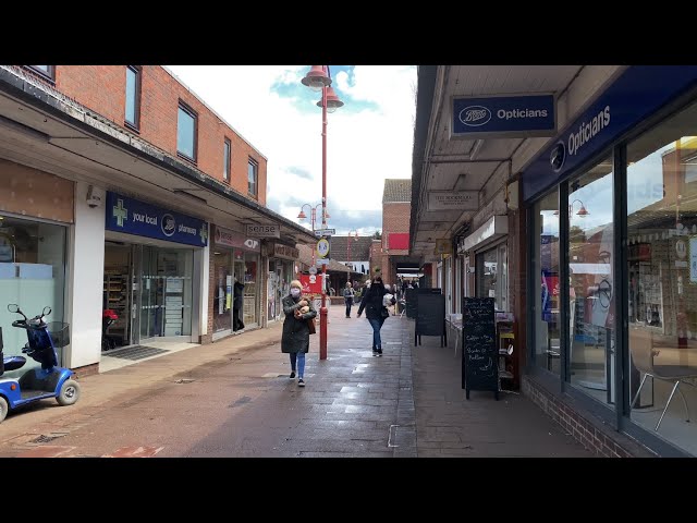 MEDWAY WALK | RAINHAM | A2 - Rainham Shopping Centre - Train Station