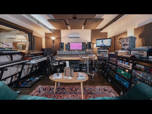 EPIC RECORDING STUDIO Setup 2021 | Camp Senia (studio tour)