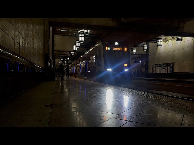 Sound Transit Link Light Rail 1 Line Action @ Westlake 1/17/25