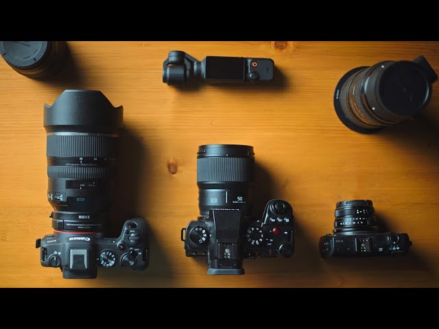 7 Best Vlogging Cameras For YouTube & Content Creation in 2025