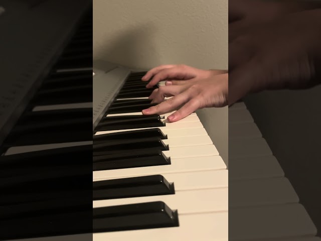 Viva La Vida (Short Version) on piano!