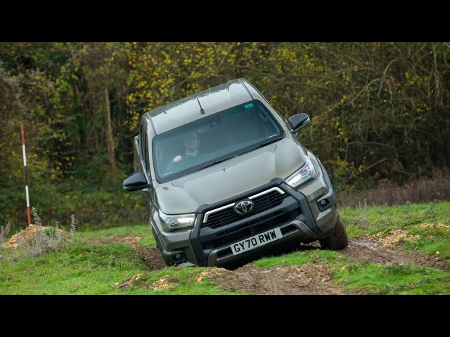 Toyota Hilux Invincible X-Dynamic - Heavy Off-Road Test Drive!