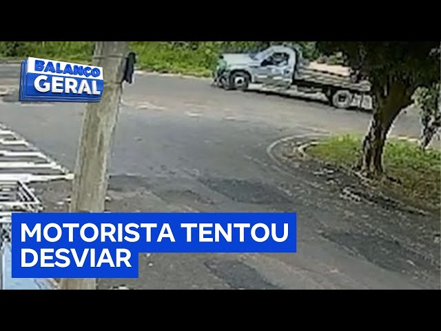 Menino de oito anos é atropelado por caminhão durante passeio de bicicleta