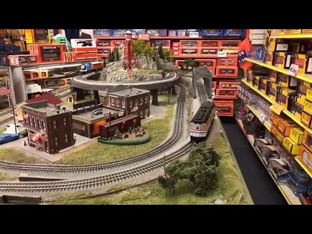 Lionel O Scale Amtrak F40PH On Facebook Live