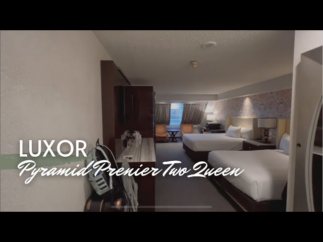 Best Luxor Pyramid Premier Two Queen Room Tour in Las Vegas