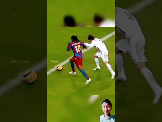 Football | Ronaldinho vs Madrid #football #skills #fcbarcelona #solo #ronaldinho #goals #bestgoals