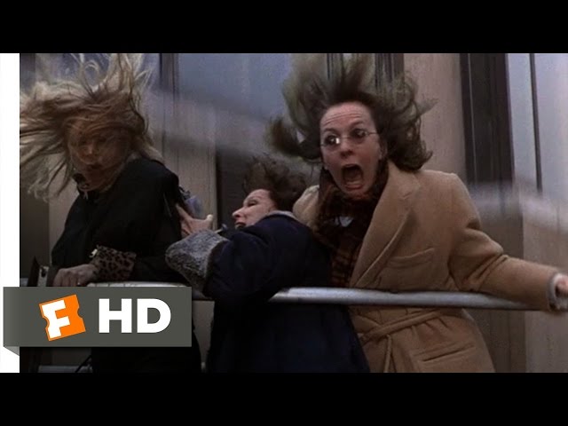 The First Wives Club (4/9) Movie CLIP - Thrilling Escape (1996) HD