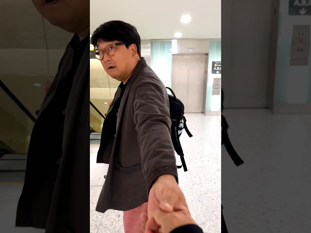 #POV you have a fear of escalators #YourKoreanDad #escalaphobia #phobia #shorts